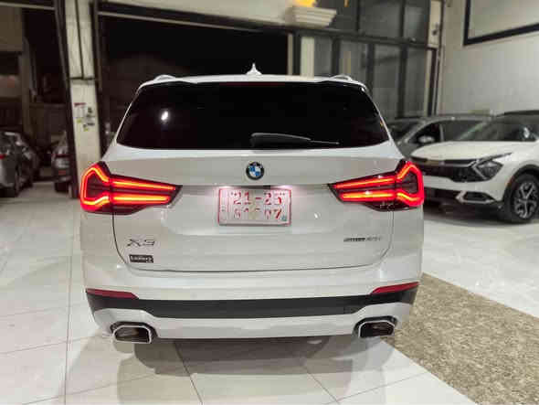 BMW. X3 موديل 2024 
فول مواصفات بانوراما كشن جلد كارةبايي خزن  رادار حساس  ئاوينة كارةبايي 
4پارجة سبوخ سفعة سةكن بي ژوري بي ايرباگ  
شوين هةولير 
*********** 
سعرررر 278 Singapore
