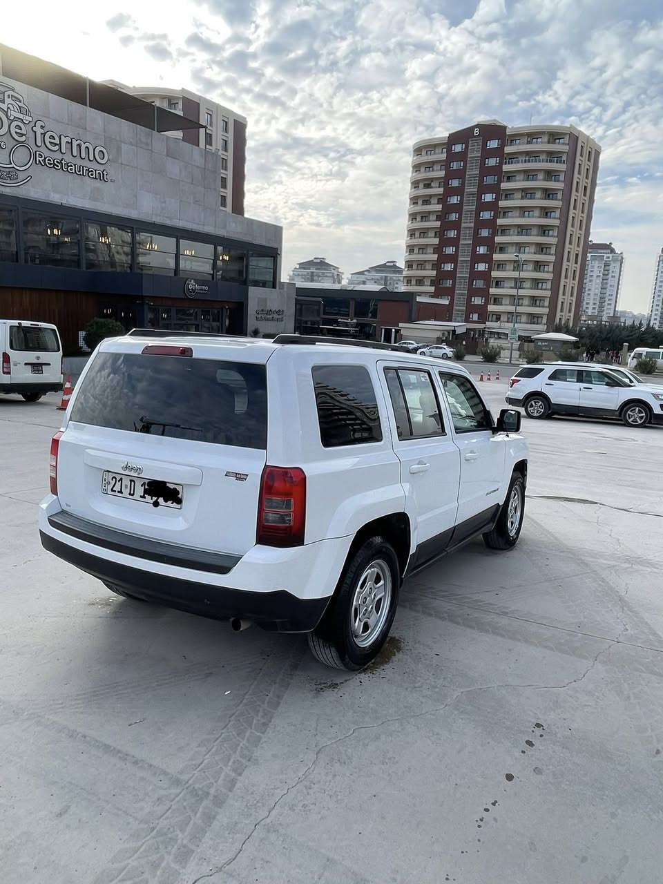 بةناوي خواي گةورة
جيب پاتريوت....
موديل 2015
نرخي 99 گةلاو كةميك مةعامةلة...لةسليمانيم بوو بةيوةندي كردن 
***********. اسيا
***********. كورك
گير ئتوو ماتيك...گير عادي...تحديد سورعة
مةكينة 20 مةرغوب  بي دةبل اكسل
جام كارةبا....سويج كونترول...ويل كةبي شةريكة...
4 تايةي تازةة....باتري تازة...
گيروو مةكينةي بةشةرت....تحويل غرامة بةشةرت
سةنةوي تازةية.....رةقةمي تازةية....119 هةزار روشتووة.
ABS....جركة لةگياني ماشةلا زور جوان و باك ماوةتةوة
مالي دوستة....تةبريد بةشةرت...گةرمي بشرت...كارةباهي
هةمووي مةزبوتة...4 بارجةي بوياخ بةبي ناوگرتن بي زةربة
بةس پةمپي ئةوروپاية بةبي هيج ناو گرتنيك  سونةريم داناوة
موديلي.2015
