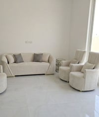 ٥ متر • ٧ مقاعد • ثنين كراسي