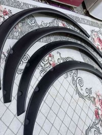 فندرات • ٤ قطع • توصيل