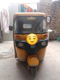 تكتك للبيع 2018مصبوغه عام بدون اي تبديل تخم تايرات كهربائيات شغاله رقم...