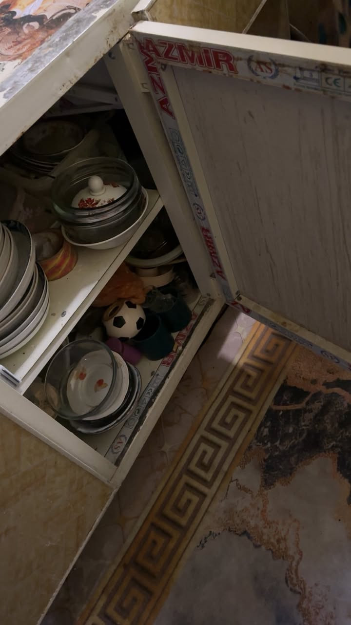 سلام عليكم يوجد كاونتر للبيع سنك مرمر بي ضرر بسيط يتعدل ماعندي احد يسوي سعر 150وبي مجال


**إذا كنت صاحب هذا الإعلان وتريد حذفه لأي سبب، رجاءا أرسل رسالة إلى الدعم الفني**