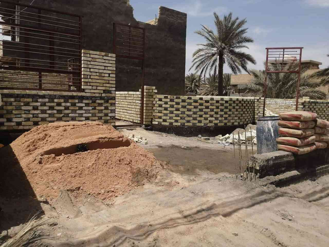 السلام عليكم اخوتي رمضان كريم عليكم جزء بسيط من اعمالي نشتغل البناء ع دبل وقطعي ونشتغل لبخ سمنت جص وبورك ع متر وقطعي شغل اشراف مهندس والتزام بل عمل واي شي بخصوص ميعجبك اني اتحمل كافت المسؤلية للاستفسار اتصل وات ساب *********** أو مراسلة الصفحة علي الحجي
