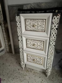 غرفة ٩قطع • ميز تواليت • ثقيلة وضخمة