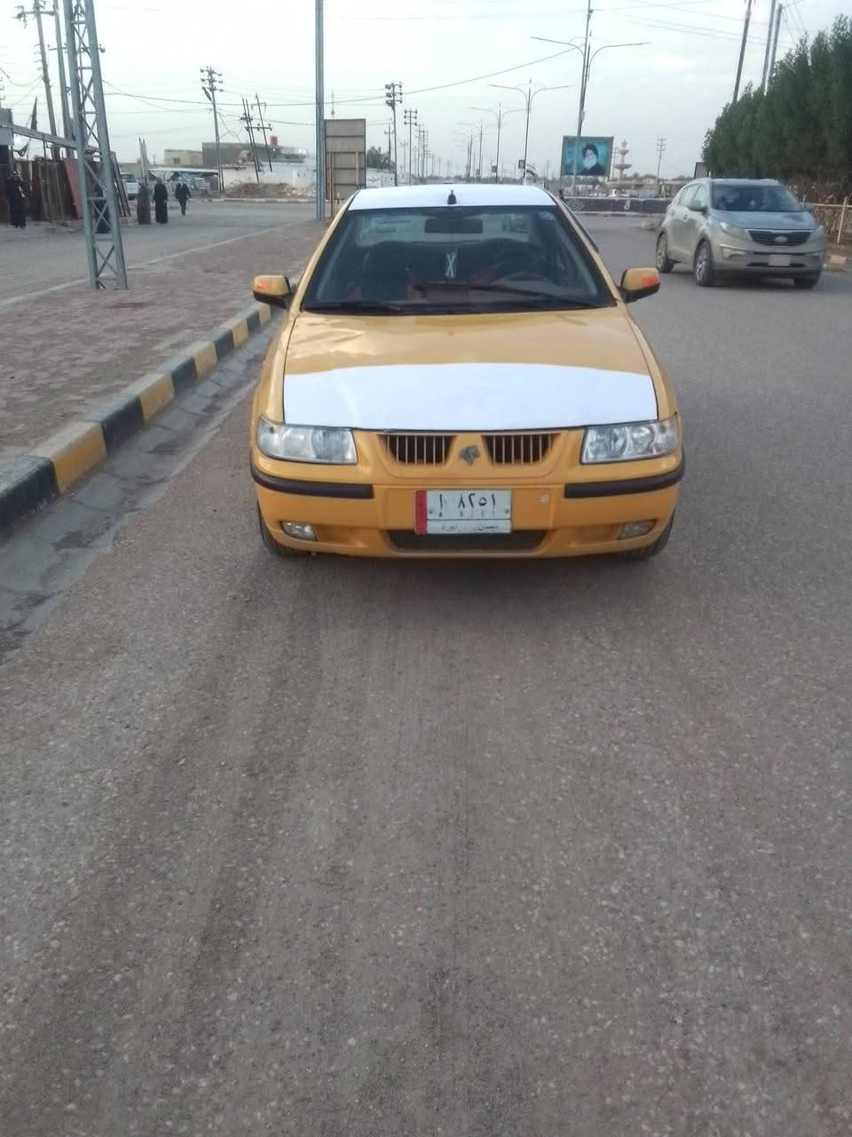 سياره سمن للبيع موديل 12 مصفرها هي وغرامات سماويه 28 سيارتهم تاير ماكينه وجير كورولاه سياره جاهزه سعر ب 30 وبيها مجال قليل ***********
