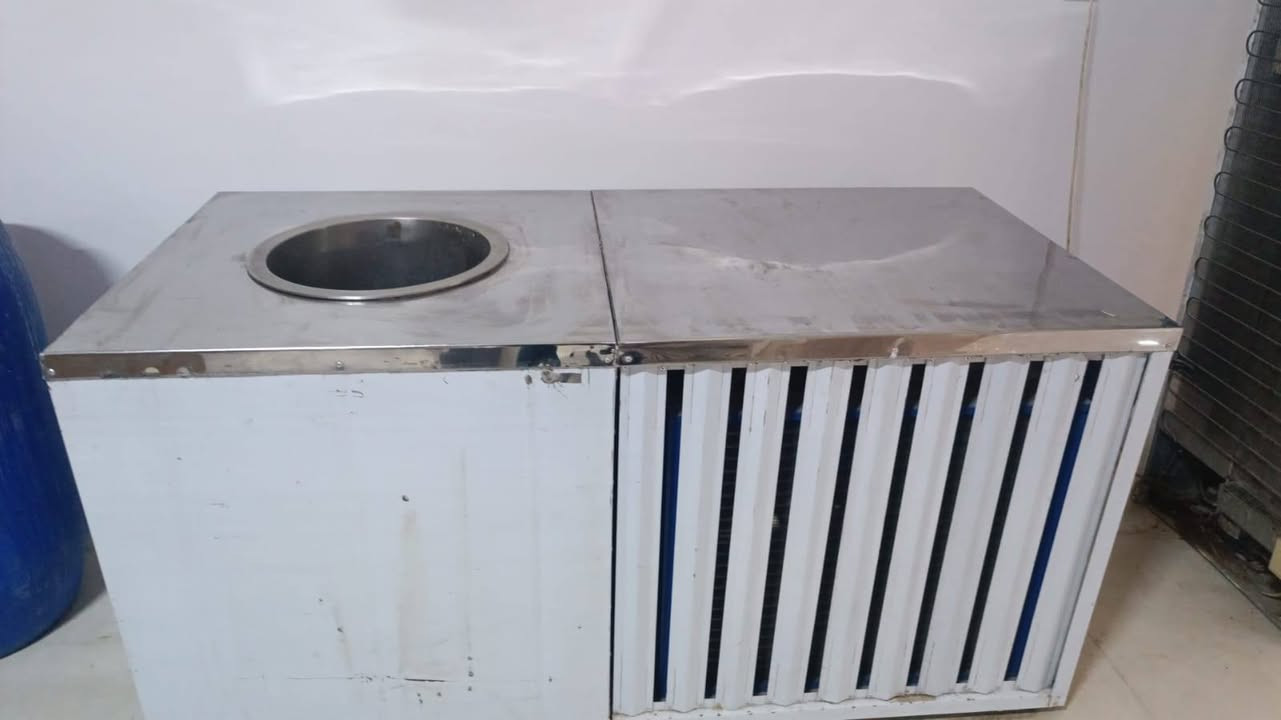 ٢ مكاين دوندرمة (بوضه عربي)صناعة سوريه غير مستخدمات .
مكينه حوض واحد و مكينه حوضين 
للبيع التواصل على الوتساب ***********
