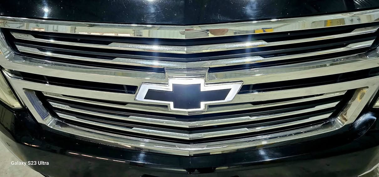 تاهو 2020 بريمير خليجي
رقم بغداد بأسمي هزة وسنوية جديده لغاية2031  ضوء القمر وكالة المنصور
 كفالة من الصبغ فقط بارد وbdr كم قطعه
المواصفات
فول الفول 1/1
دواخل قرميدي
كشن متصل 
ضوء ترحيب بالمرايات الجانبيه
تحكم شاشه بالتبريد الخلفي                    
سلايد(فتحة قمارة) 
كراسي جلد اصلي
كراسي اثنين كهرباء كراسي هزاز(عند اقتراب السيارة من اي شي) 
كراسي خزن(ميموري)
كراسي (تدفئة+تبريد) 
كراسي خلفية كهرباء كراسي خلفية تدفئة
تبريد خلفي
 شاشة كبيره 
قاصه 
شحن الهاتف لاسلكياً
رادار سائق آلي
  كروس سرعة
داتا شو DATA SHOW 
خمس بصمات
فول تحكم استيرن(جهتين امامي+جهتين خلفي)
استيرن كهرباء استيرن تدفئة 
شاشة عرض الاعطال
 صندوك كهرباء(شفط)
فتح صندوك تلقائيا عن طريق القدم نظام السير على الخط 
دبل كير(عادي+اوتوماتيك)
 دبل حساس(امامي+خلفي)
نظام تحكم بمستوى الضوء الداخلي
مانع انزلاق ABS
(تحكم كهربائي بالبريك والبانزين)
 فور ويل
 شاشة خلفية DVD اصلي 
كاميرا خلفية دواره  
تشغيل عن بعد
 قاصة سرية
دوسات كتابة CHEVROLET
 اشارة بالمري مري كهرباء(شفط)
نقاط عمياء
لايت عدسة زنون لد امامي
سستم_صوت
سستم نيكل 
داتاشو كبيره
  كيجات ديجتال 
وبعد باقي المواصفات البريمير المعروفه 
للبيع بسعر 395 وبيها مجال قليل ***********
