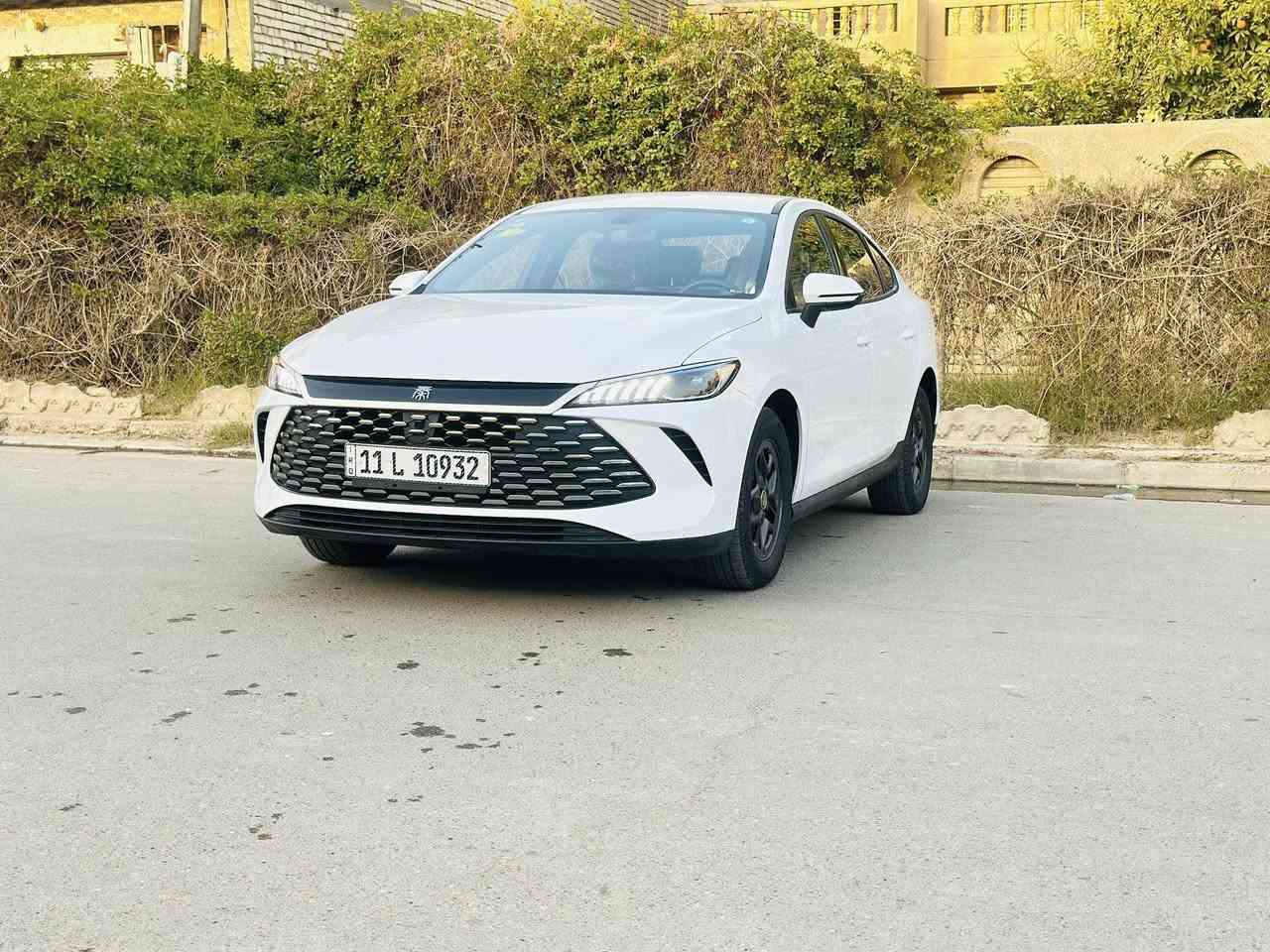 السلام عليكم 

BYD qin plus full 

بي واي دي چن بلاص ((فول مواصفات))

 

 

كشن كهرباء

شاشة جبيرة

اوتو بارك

اوتو ستوب 

١٢ كاميرا

و١٤ حساس 

وباقي المواصفات معروفة

ماشية9 الف كيلو متر

السعر واي استفسار  انتصل 

***********
