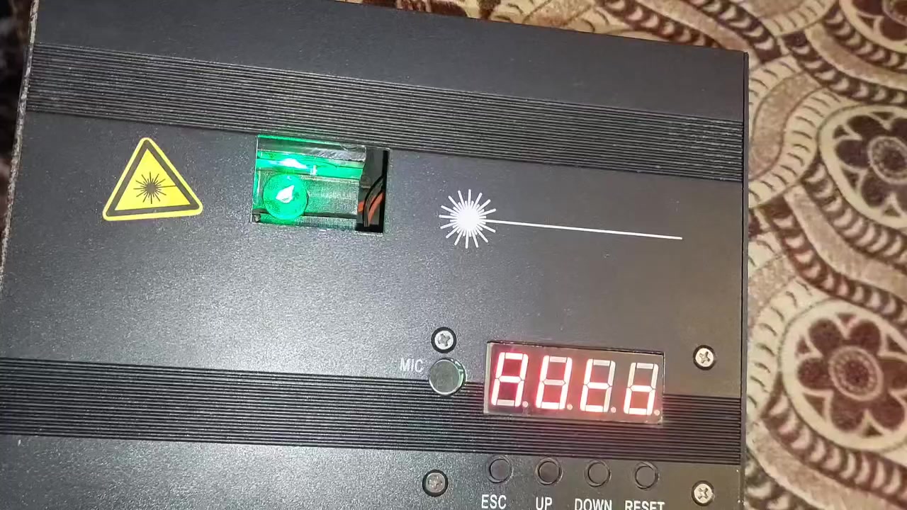 جهاز بهذا الشكل طلع مستعمل اعتقد ليزر مسرح اذا يفيدك خل سعر واخذه ابيع فحم


**إذا كنت صاحب هذا الإعلان وتريد حذفه لأي سبب، رجاءا أرسل رسالة إلى الدعم الفني**