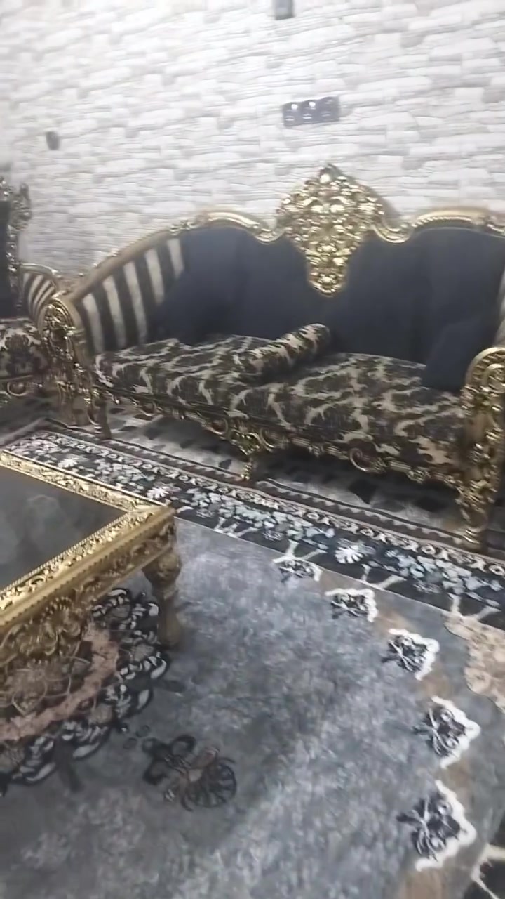 بيت بلدسيم خضراء 100مربع  فوك بي بناء نفس جوه بس هيكل متوفر جميع الخدمات مي مجاري كهرباء وجي يشتغلون بلمنطقه تتبلط بيت خير من الله    تواصل ***********

