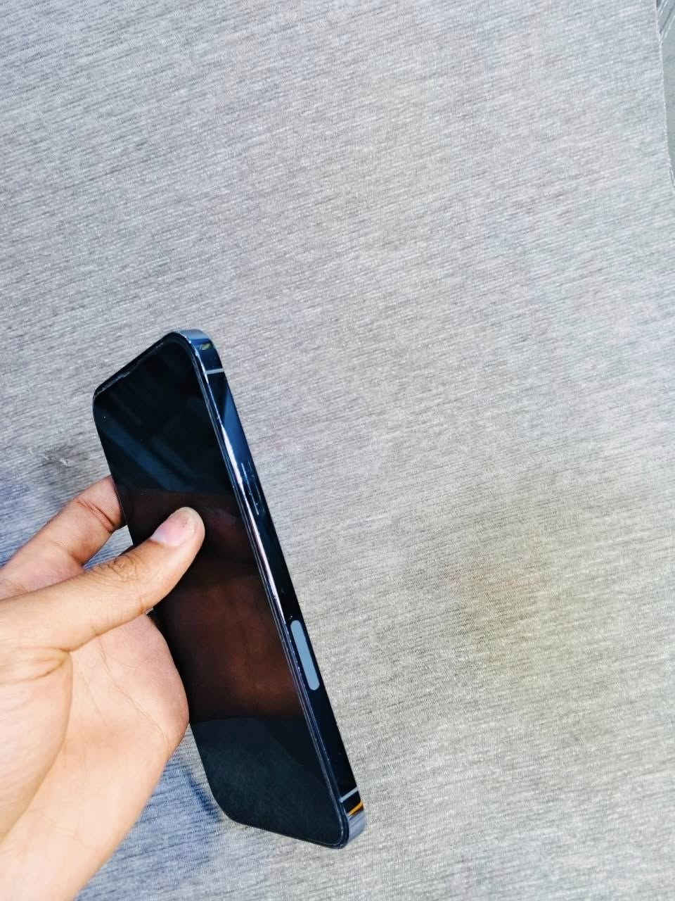 13pro max
بطاريه 94 

نظافه 90‎%‎ 

ذاكرة 256

جهاز جديد خدش مابي 

مشكلته فقط تخطي ايكلود 

كلشي شغال بي ما عدا السيم كارت لان تخطي

جهاز وتر بروڤ 

ما مفتوح ما مبدل بي شي شرط ١٠٠٪؜

جهاز بدون ملحقات نهائياً

تفحص وين ما يعجبك فقط تخطي الجهاز 

والصور امامكم 

السعر 400 قفل بدون عمله

متوفر توصيل 🚚 لجميع محافظات العراق


**إذا كنت صاحب هذا الإعلان وتريد حذفه لأي سبب، رجاءا أرسل رسالة إلى الدعم الفني**