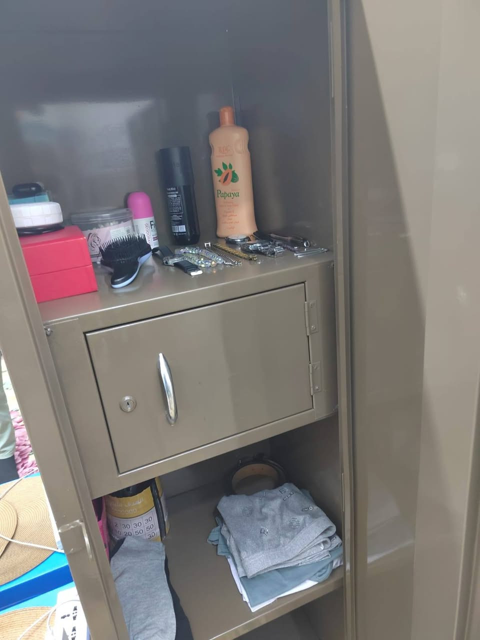 لوكر حديد ابو القاصه /جديد / للبيع للبيع السعر 80 وبي مجال مراسلتي للراغبين 
🚨🇮🇶🚨🇮🇶🚨🇮🇶🚨🇮🇶🇮🇶🇮🇶🚨🇮🇶🚨🇮🇶🚨🇮🇶🚨


**إذا كنت صاحب هذا الإعلان وتريد حذفه لأي سبب، رجاءا أرسل رسالة إلى الدعم الفني**