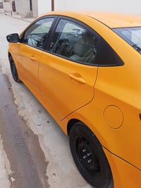 اخوان اكسنت كندي 2015 حجم محرك 16 gdi محرك شهرين مبدل و باب سكن و خلف ...