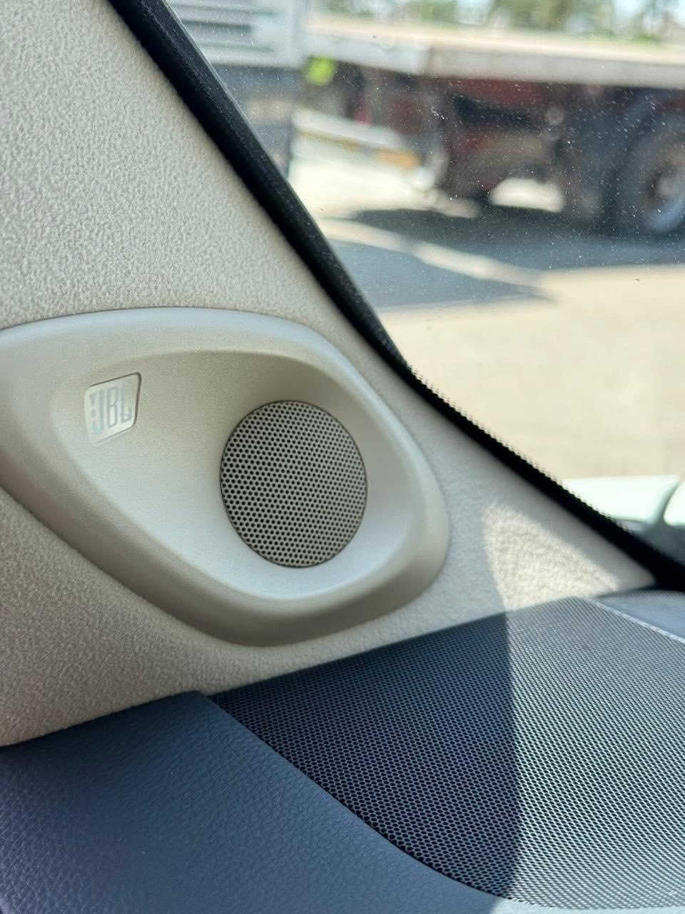 لاندكروز 2023  VXR أربيل
بسمي

سعر 680 $$

كفالة عامة 

تنفس طبيعي 

شاشة 

تطبيق 

كراسي حار بارد

كرسي ذاكر

فول موصفات 

ماشي 42 ألف 

*********** 

مكاني أربيل
