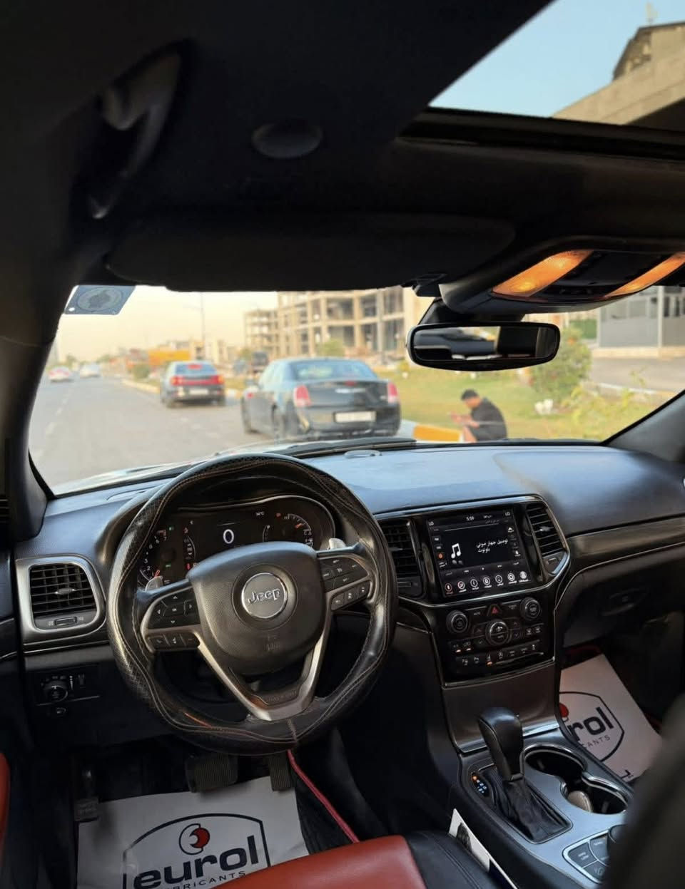 سلام عليكم [ للبيع فقط ] جيب مديل 21 S
السياره وكاله هارلم
موصفات السياره :
1. داخل احمر 
2. ⁠رادار امامي
3. ⁠رادار جانبي
4. ⁠كريات شفط
5. ⁠كشن كهربائي
6. ⁠خزن ميموري
7. ⁠تدفئه تبريد بلكشنات
8. ⁠صندونك كهربائي شفط
9. ⁠نضام ال A اطفه السياره عنده الوقوف
10. ⁠تشغيل عن بعد 
11. ⁠بنرامه 
12. ⁠تحكم ستيرن + شفتات ستيرن
13. ⁠هيتر ستيرن
14. ⁠5 ويل كاب
15. ⁠تبريد قطعتين
16. ⁠كفاله عامه 
فقد بارد 2 وباب نفس الون السياره بدون صبغ بدون معجون ‼️
سعر السياره 300 يعني تلث شدات 
بيه مجال كلش كلش بسيط 
مكاني بصره حكيميه 
رقم الهاتف :***********: ☎️
