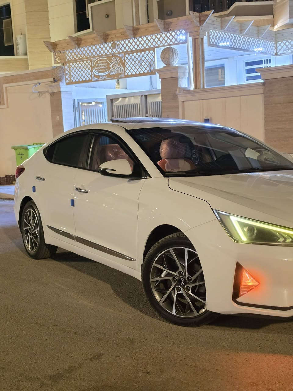 السلام عليكم النتره للبيع موديل 2020 وارد خليجي جداً نضيفه فتحه الداخل صاج التبريد قطعتيت بيه صبغ باب الصايق و شبرين بالجاملغ الخلفي  فقط للتواصل واتساب*********** الموقع الفلوجه السعر 145 محرك 2000
