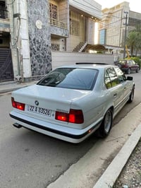 بي إم دبليو 525i • للبيع