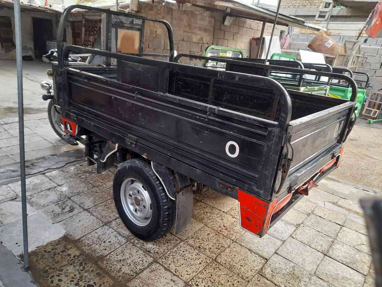 سلام عليكم ستوتة صقر كاملة مكملة مكينة تخبل ما مجفتة 
المكينة موديل 2022 الستوتة موديل 2019 ستوتة تخبل مابيه قطرة جياس شواصي تلمع سعر 1600 وبيهة مجال للطيبين بكاني بغداد الامين الثانيه رقم ***********
