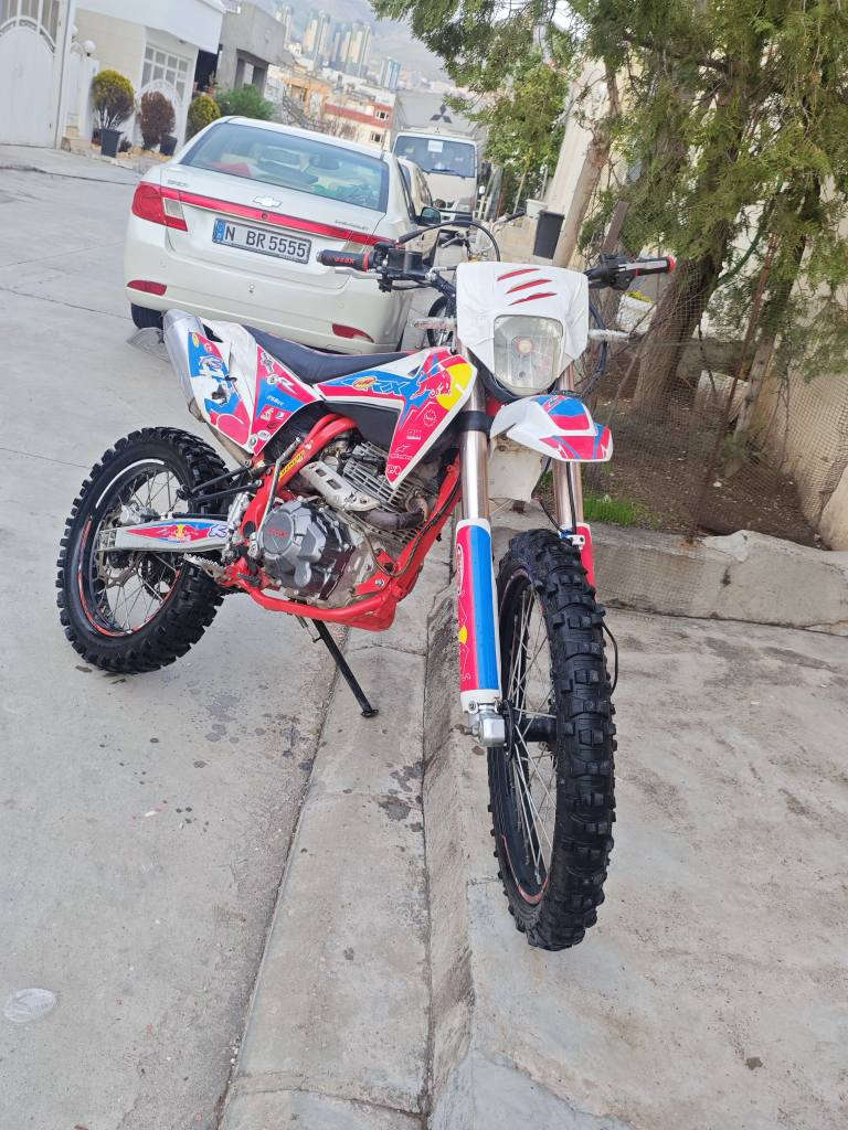 بەناوی خوا crx250بۆ فرۆشتن مۆدێلی ٢٠٢٣ ٥هەزار مایل ڕۆشتوە مەکینەی کەپسە چرکەی تیا نیە بەشەرت کارەبایی ئیش ئەکات لایتی پێشو دوا ئیستۆپ لایت کێچەکانی ئیشارەت ماتۆڕێکی جوانو ڕێکو پێکە شوێنم سلێمانیە قوفڵی ٧ وەرەقە *********** 
*********** السليمانية, العراق
