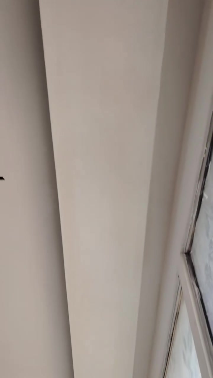 جمال بيتك.. يبدأ من اختيارك للصح! ✨🏠 احد أعمالنا تحت التشطيب 
نعلن لكم عن تنفيذ أرقى الديكورات الداخلية والخارجية والأصباغ العالمية بأيدي كوادر محترفة وبأنسب الأسعار.
​💡 شعارنا: دقة في العمل وسرعة في الإنجاز! 🪚📏
​🛠️ خدماتنا:
​جبس بورد وسقوف ثانوية (مودرن وكلاسيك).
​بديل الخشب وبديل الرخام (ديكورات ملكية).
​تغليف واجهات (بوردكس) وأشرطة بلاستيك.
​أصباغ داخلية وخارجية بجودة عالية.
​✨ اترك لنا التنفيذ وسوف نبهرك بالنتيجة!
​📞 للحجز والاستفسار:
***********
