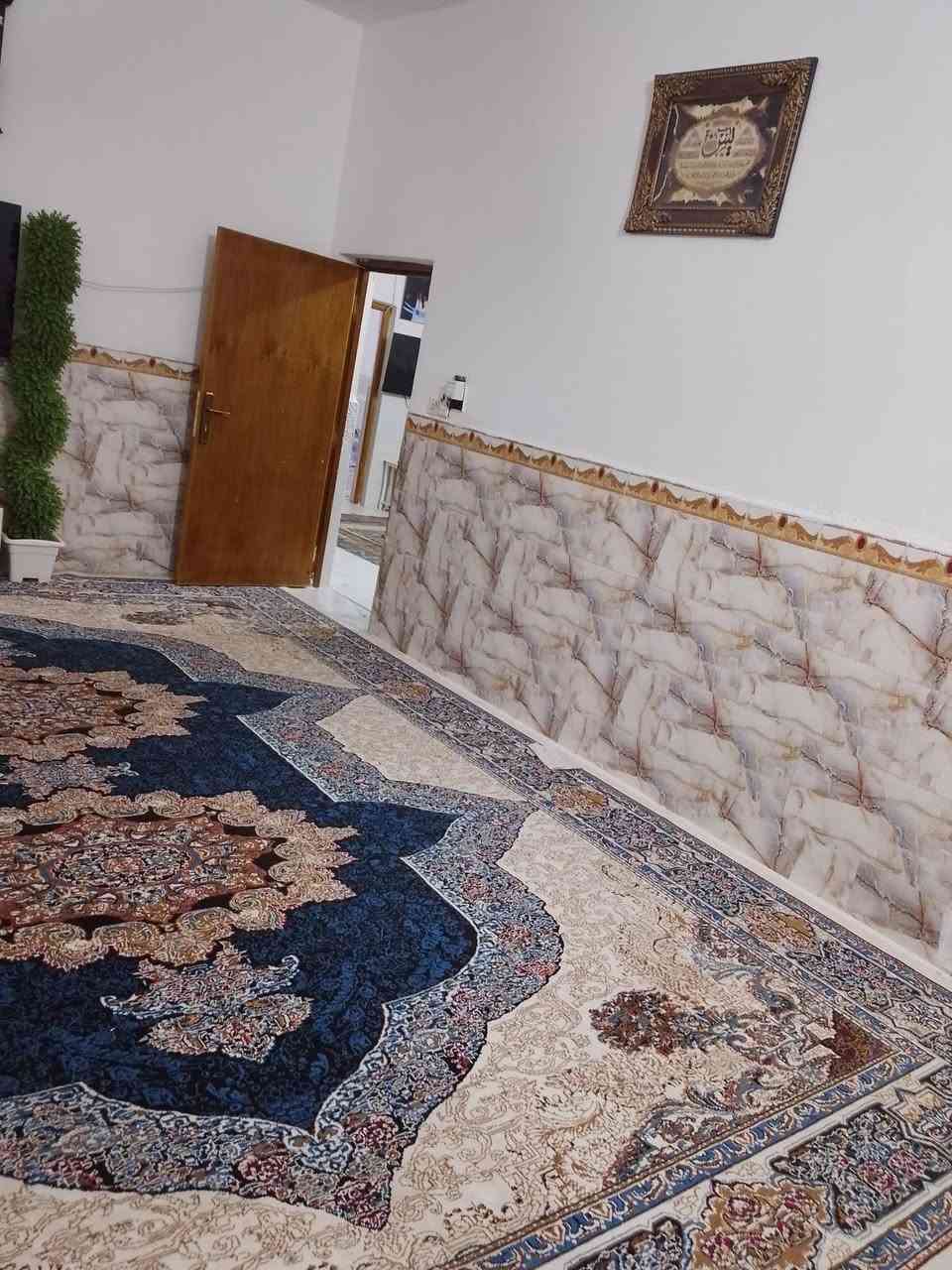 بيت نظيف للبيع 200م العرضات خلف شارع شؤون المرأه يحتوي على غرفتين وصاله واستقبال ومطبخ وصحيات للاستفسار الاتصال بالرقم ***********
