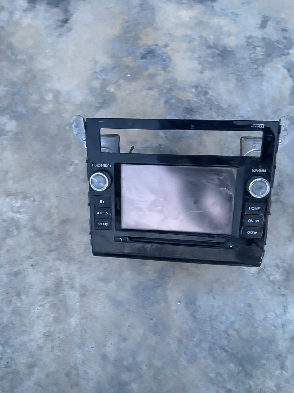 السلام عليكم غراض لاندكروزر للبيع
