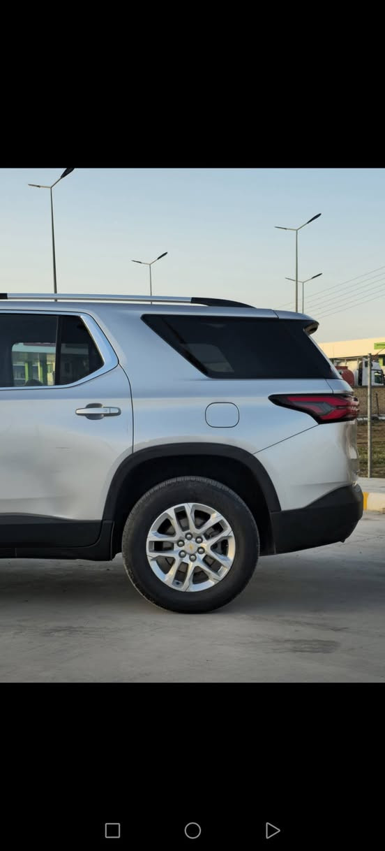 المركبة : شيفروليه ترافرس موديل 2023
الضرر: 1GNERFKW1NJ109415
مكان السيارة: كوت 
_______
المواصفات 
✅ شيفروليه ترافرس 2023
✅ محرك 6 سلندر 3600 VVT
✅ اربع بصمات للابواب 
✅ لايتات زينون اصل 
✅ كاميرا خلفية دوارة مع الستيرن 
✅تحكم كهربائي
✅ منافذ USP & AUX
✅ رادار امامي مانع تصادم واعطاء تنبيه مع حساسات خلفية
✅ مانع إنزلاق
✅ شاشة دشبول كبيرة 
✅ تحكم ستيرن جهتين متكامل الايعازات
✅ سايد بريك بصمة 
✅ تبريد السيارة 3 قطع مع تبريد خلفي 
✅ للمزيد الاتصال *********** علاوي 
✅️السعر 225
