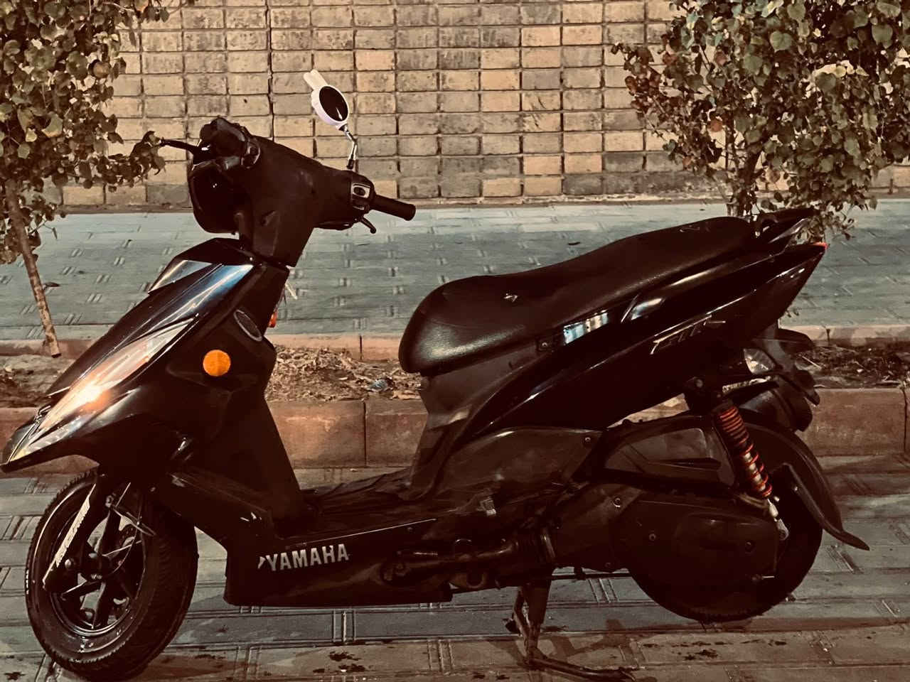 gtrالدراجة شلعه ومعدل يعني ما شاء الله  مصارلها اسبوعين من نزلت من الرمبه عل  كفاله نبيع كفالة عامه انطيكياها السعر1400 وبيهة مجال بسيط  الميعرف بيهن  لايسولف السوگ معلگ الشراي يتفضل خاص  واتساب او رصيد 
***********
🤍.
