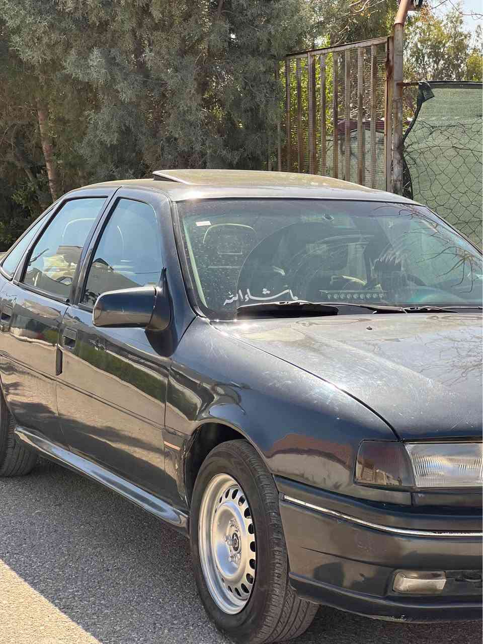 ڤيكترا١٩٩٥ مه كينه ٢٠تؤماتيك. ٤ جام كاره باي. ABS و پاوه رو ئرباگ بلوتوز سلايت كاره باي. هـه موو شتئكي ئيشده كاو مه زبوته.  له سه ر ساغه ي حام كراوه ته وه  گئرو مه كينه و كاره باي به شه رت ٢ وه ره قه غه رامه ي له سه ره  موشته ري په يوه ندي بكه جوابي نامه ناده مه وه به نزبه ت سعري ٤٢ مه جالئكي كه م  *********** vibr whastapp أربيل, العراق
