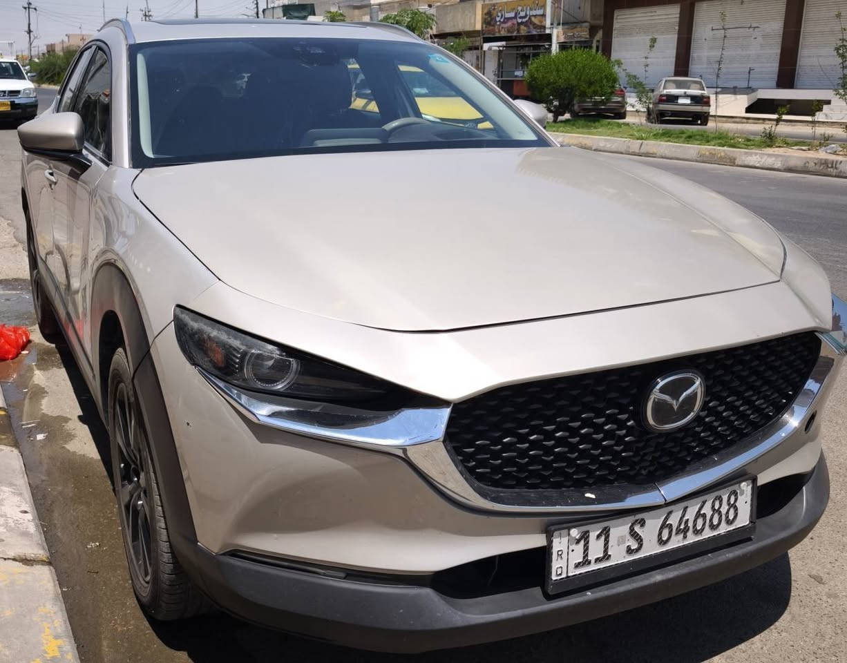Mazda CX-30 Premium
موديل 2023 Premium محرك 2.5 لتر 4 سلندر 
رقم الشاصي (VIN): 3MVDMBDM1PM529493
المواصفات الأساسية
محرك 2.5 لتر Skyactiv-G
قوة 191 حصان
عزم 186 رطل/قدم (252 نيوتن.متر)
گير أوتوماتيك 6 سرعات
نظام دفع رباعي AWD قياسي
استهلاك وقود (حوالي 12.3 كم/لتر) �
Edmunds +١
تجهيزات فئة Premium
مقاعد جلد
شاشة عرض على الزجاج الأمامي (HUD)
نظام ملاحة
باب خلفي كهربائي
مصابيح أمامية متكيفة مع المنعطفات
قضبان سقف
بدالات تبديل سرعات خلف المقود (Paddle Shifters)
نظام صوت Bose بـ 12 سماعة في أغلب السيارات من هذه الفئة �
السيارة في كركوك
ضررها بونيد صبغ فقط وبيها شوية دواخل 
وصور الضرر مرفقة 
***********
السعر 160 كركوك, العراق
