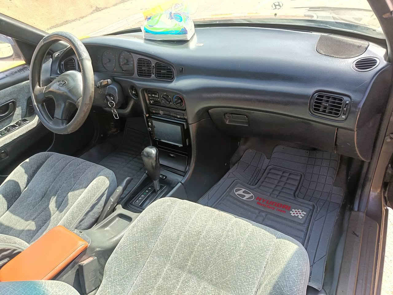 سوناتة ٩٤ رقم بغداد السيارة مكفولة من كلشي بس نقص تبريد مشروع وطني سنويةلل 28 رقم جديد كير أوتماتيك محرك مفتوح مكفولات صدرو وكهربائيات وتحويل بشرط ديالى كنعان اتصل على *********** لا خاص ولا تعليق السعر ٤٨ وبيهةمجال قليل صبغ حزام
