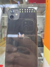 آيفون ١١ • ١٢٨ • فلوجه