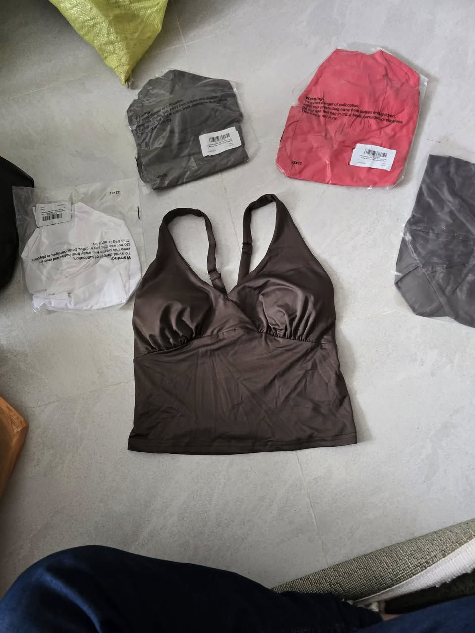 ستراب  نسائي متوفر ٤٥ عدد
سعر القطعة ١ الف دينار


**إذا كنت صاحب هذا الإعلان وتريد حذفه لأي سبب، رجاءا أرسل رسالة إلى الدعم الفني**