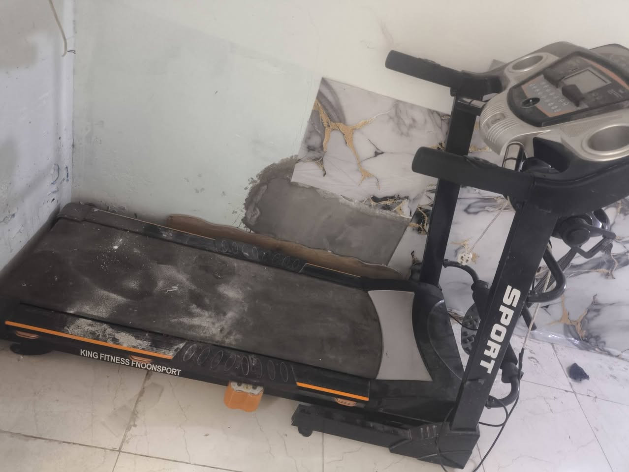 جهاز جري جبلي وبي هزاز دهون جهاز فقط الكارت مالته عطلان وتصليحه لو ٤٠ لو ٥٠ اريده ب١٠٠ قفل ماخذته ب٢٢٥ مكاني بغداد النهروان رجاء المو شراي لا يراسل


**إذا كنت صاحب هذا الإعلان وتريد حذفه لأي سبب، رجاءا أرسل رسالة إلى الدعم الفني**
