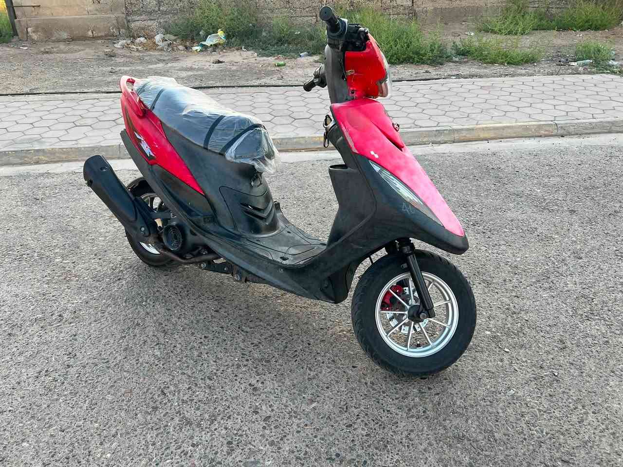 سلام عليكم ماكس عدله للبيع بلادي ما بيها اي نقص سعر 500 مستعجل عل بيع 
***********
