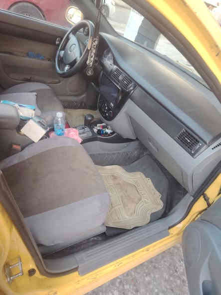 اوبترا موديل 2011 شركه العامه سياره مقفوله فقط الشاملغ مصبوغ سياره من ال 2011 عندهم  متروكه كانت جديد كلش ماكينه جير تبريد كله مقفول وباسم مره مكانه المنصور شارع ١٤ رمضان سعر ٧٦ وبي مجال ***********
