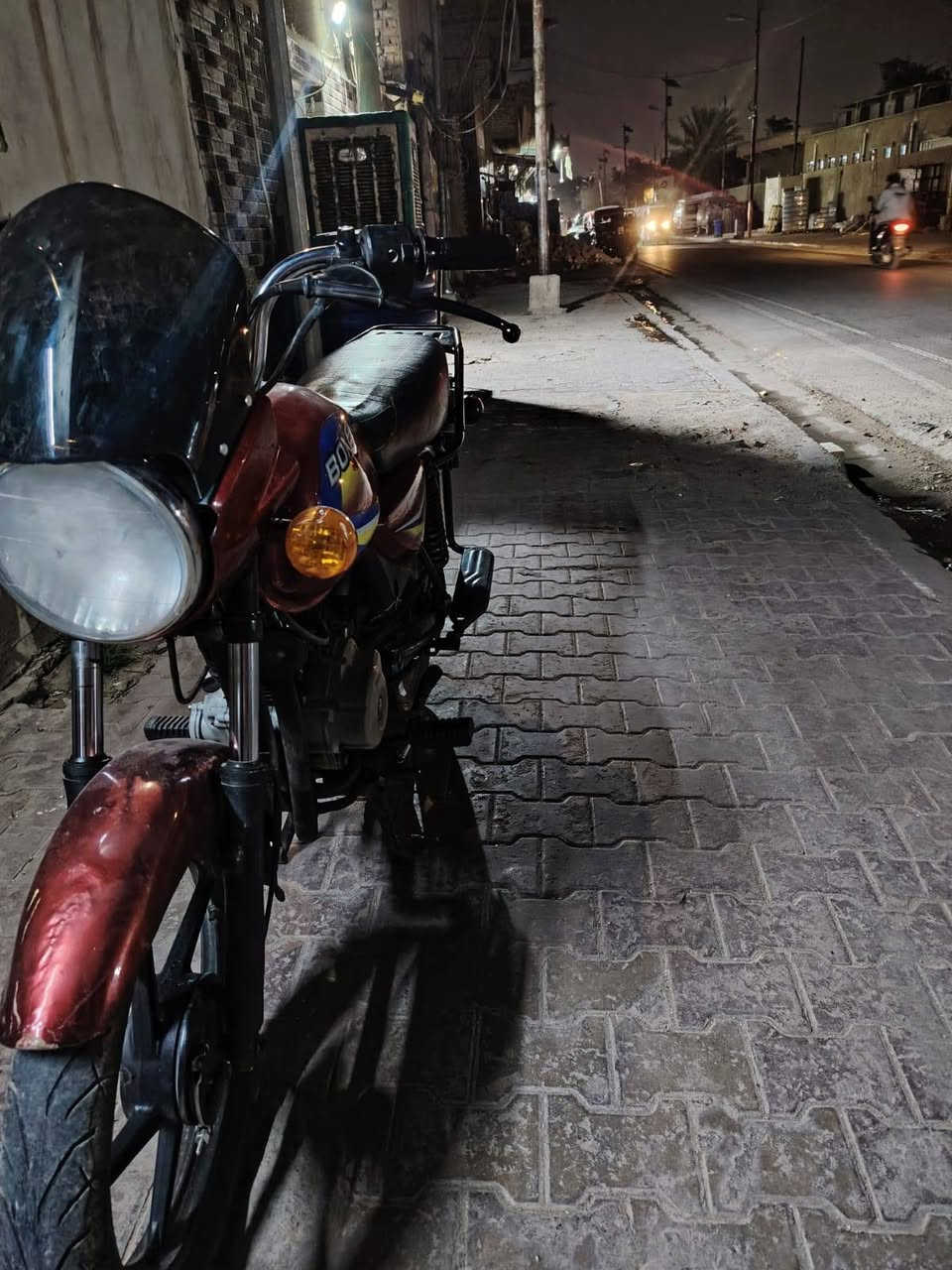 سلام عليكم دراجه بوكسر مديل 2020كلاسك دراجه نضيفه اوراق كامله شرط الترقيم مجفته تجفيت شركه نكره سلف باي وقت كهربائيات شغاله
السعر ٨٥٠ بيهه مجال االعنوان بغداد الشعله الرقم ***********       ***********
