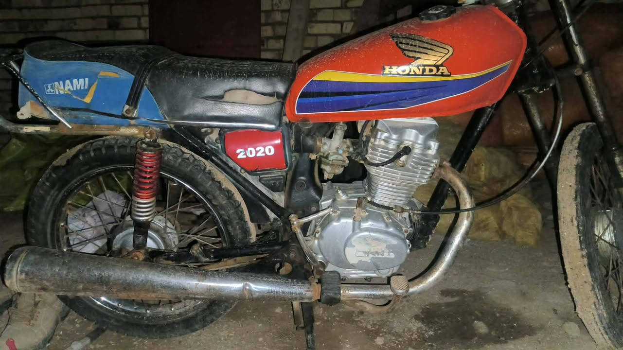 سلام عليكم دراجه للبيع بدون وراق ***********
