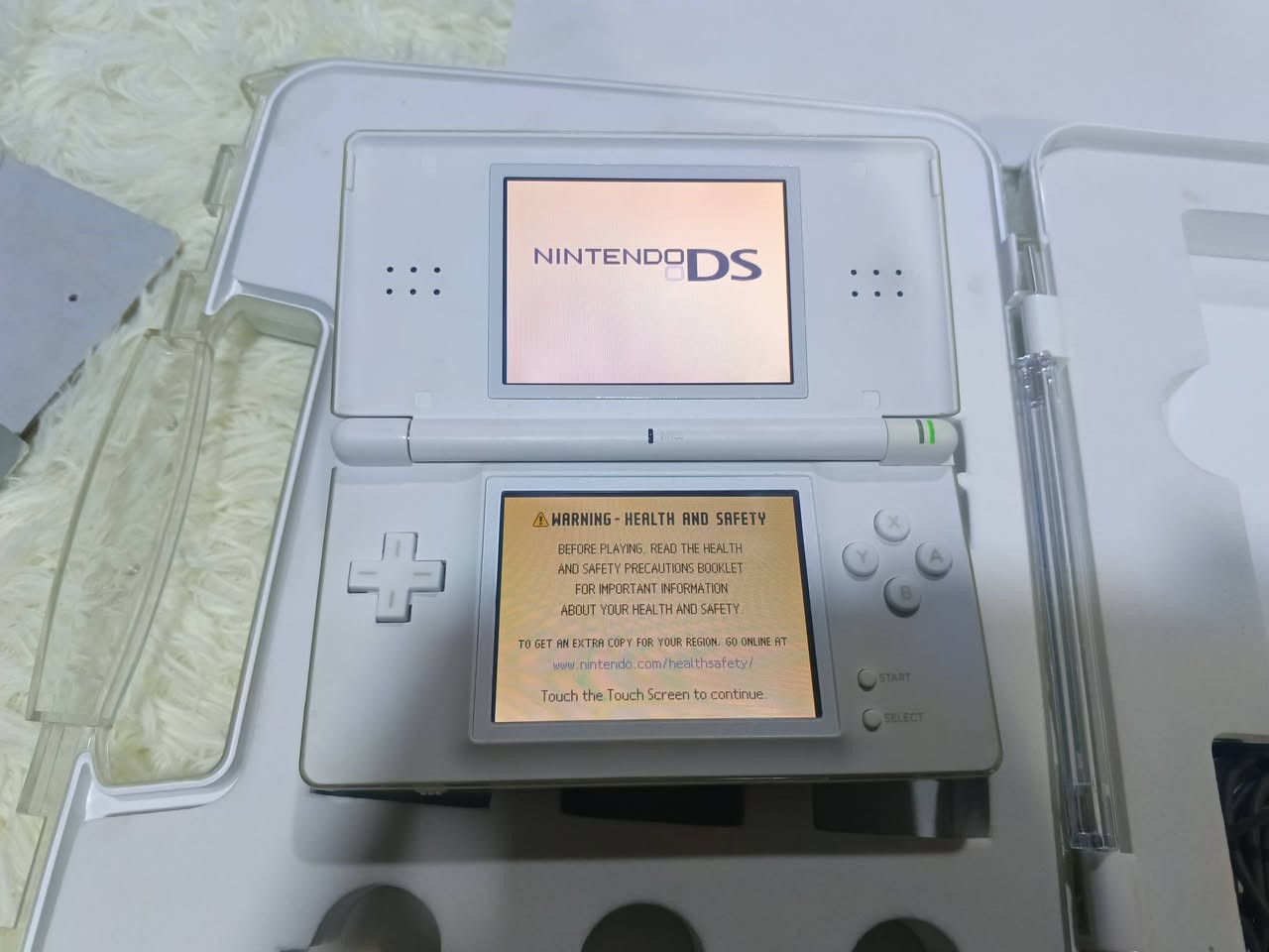 جهاز دي اس لايت ابيض نظافة 99 بالمئة مع شاحنة وقلم
مع جنطة خاصة بيه 

75 الف


**إذا كنت صاحب هذا الإعلان وتريد حذفه لأي سبب، رجاءا أرسل رسالة إلى الدعم الفني**