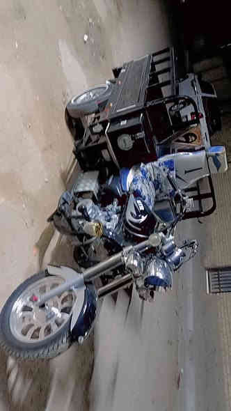 امتيار اوراق اصولي نضيفه فوول ربع ماتخسر عليها عوزها خيال معدل مثلها  مديل 2020 بيها رشه صبغ بلشاصي جماليه فقط اكفلك من لحيم  واوراق  فقط مكينه 23  تواير أبو الخطه تاير ويل كدام جدد مكاتي رميثه الشراي يتصل بيه خير ويدلل ***********ا اعتذر من السعر ماذكرته
