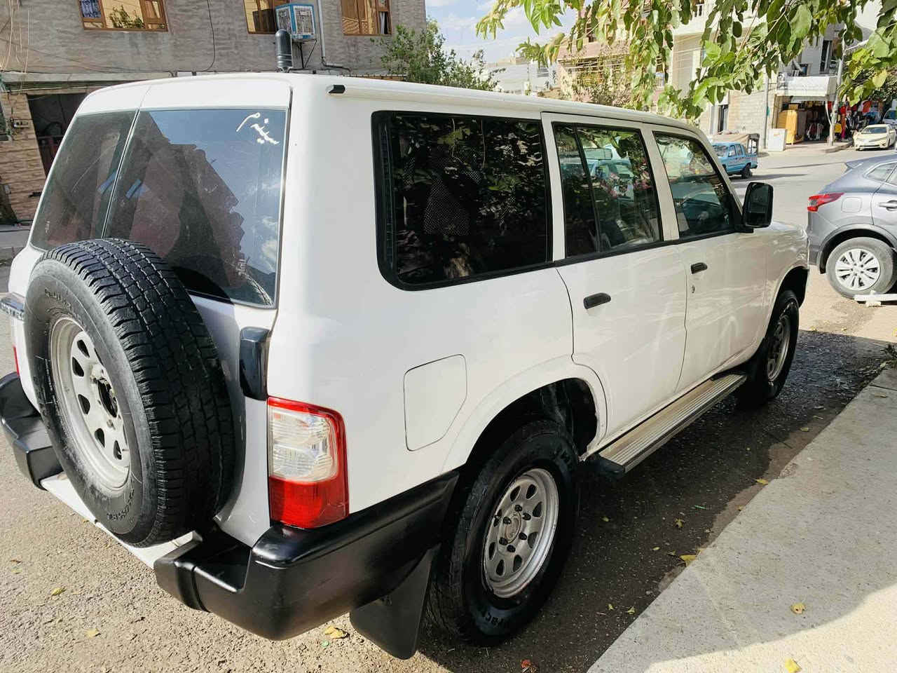 نیسان پاترۆل٢٠٠١ ئارمی پلاستیک سلێمانی
دوو پەلە بۆیاخی هەیە 
گێر مەکینە ئەکسل بە شەرت
سەیارەکە مالی دۆستە 
٩٣$ و مەجال  شوێن سلێمانی
***********
*********** السليمانية, العراق
