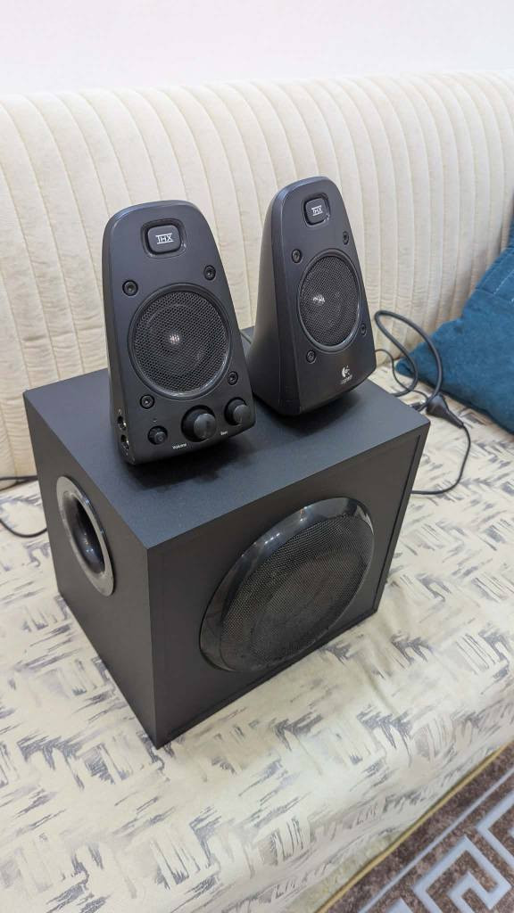 السلام عليكم ورحمة الله وبركاته 
سستم لوجتك 
Logitech Z623
نظيف جداً 
400 واط 
سب اوفر بيس خرافي 
صوت نقي وحلو أربيل, العراق


**إذا كنت صاحب هذا الإعلان وتريد حذفه لأي سبب، رجاءا أرسل رسالة إلى الدعم الفني**