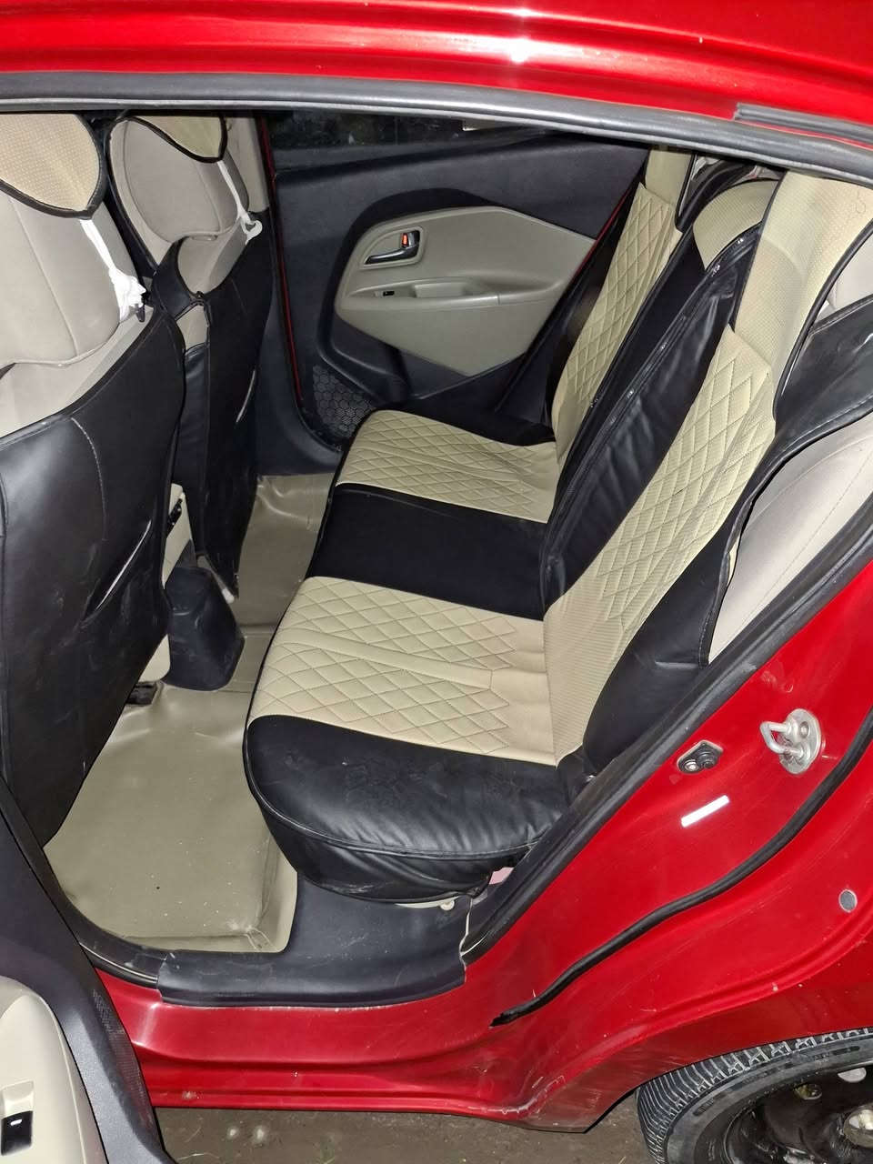 السلام عليكم
كيا ريو ٢٠١٥ امريكي 

رقم ديالى مشروع وطني

بسمي السيارة وهزتها جديد بهذا الشهر 

وسنويتها لسنة ٢٠٢٨ 

حادثها بونيد وجاملغ عكس السايق بدون دواخل 

سونارها موجود 

والباقي كلة كدامكم 
سعرها ٨٤ وبيها مجال

*********** بغداد ابو دشير
