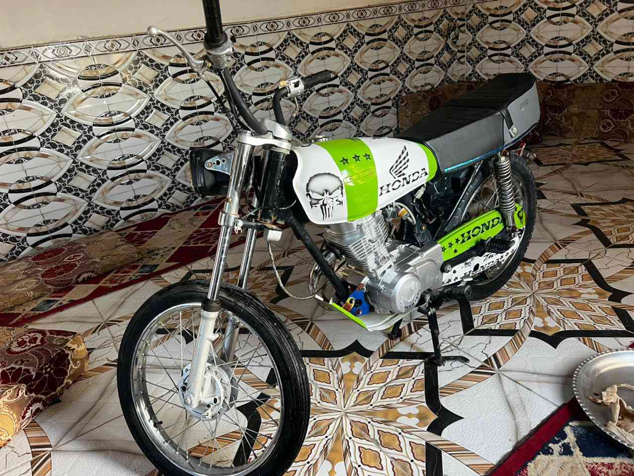 السلام عليكم رابيدو الاصلي السعر550دراجه كلش جديد وياها سيبايه مكينه مامفتوحه
المكان  بصره كرمه علي او الهارثه سيد سامي***********
