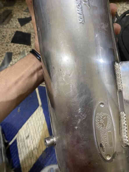 صالنصه ستيل تكً بوشه قطعتين
ترهم اي دراجه جيب وشد بس يرادلها لحيم  سكنس 
***********
ب75
