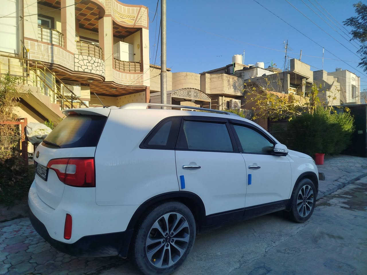 سورنتو 2013 خلیجی امخلي السونر مواصفات فول بس بدون فتحة سنوية رقم دولې باسمې كیر محرك شرط ماشیة 108 الف
مکان کلار 
سعر 167 بې مجال بسیط
***********
