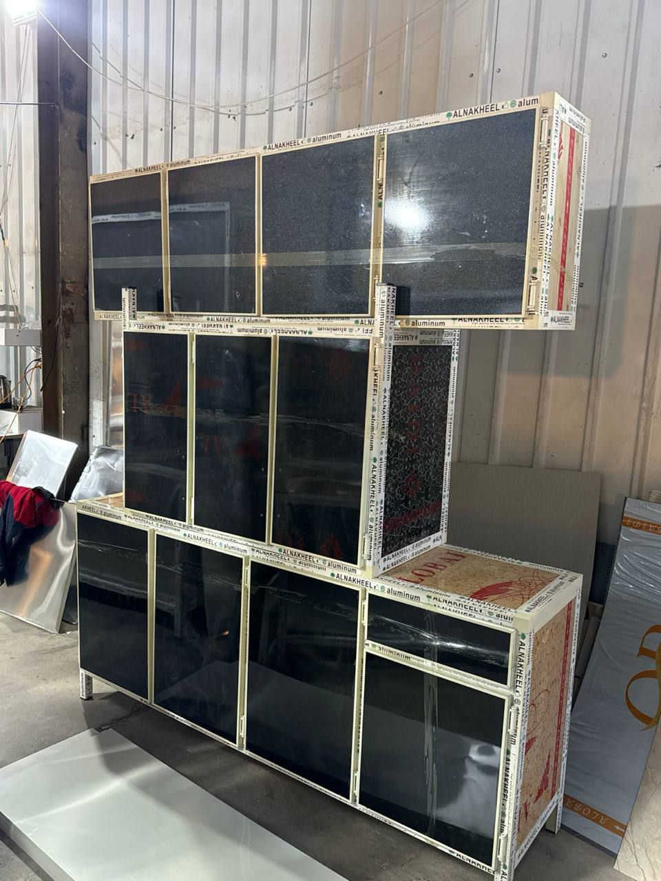 قياسات مترين 
متوفر متر ونص 
شغل تسكام دواخل بليت 🖐ليس سوكي


**إذا كنت صاحب هذا الإعلان وتريد حذفه لأي سبب، رجاءا أرسل رسالة إلى الدعم الفني**