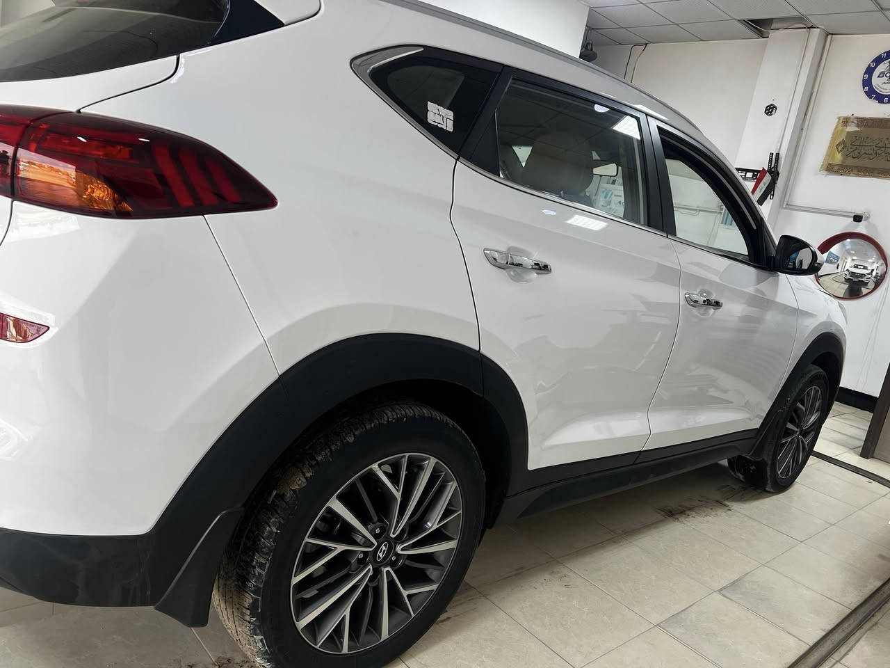 السلام عليكم توسان ٢٠٢٠  شركة الكاصد خليجي محرك ٢٠٠٠ للبيع  السعر ١٨٠ورقة وبيها مجال *********** رقم بغداد
