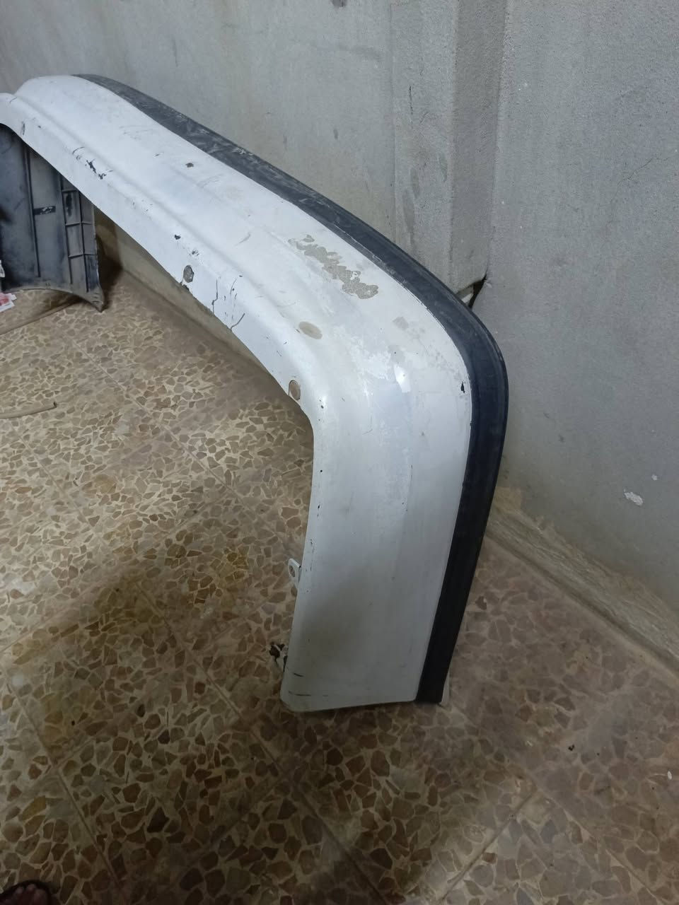 سلام عليكم للبيع دعاميه خلفية مال مازدا 626 السعر 40 وبيها مجال مكاني موصل 
***********
