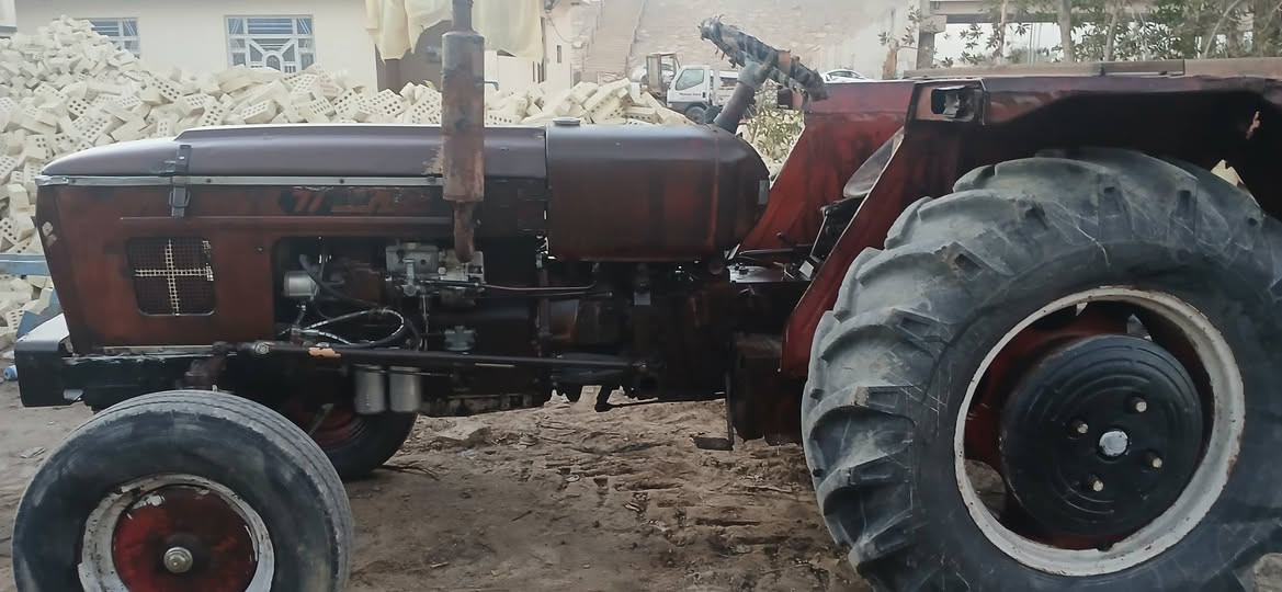 السلام عليكم
كاروبه عنتر للبيع موديل ٨٥ بدون رقم مكفوله من محرك وكير واكسل شرط الشغل كشر بلادي شغاله سلف باتري جديد كهربائيات شغاله لايت أمامي وبريك دهن تايرات الكبار جدد جهاز الرفع شغال مكينه مال جناي باور ستيرن وياها عربانه تركيه وفيدان اسكندريه 
السعر ( ٤ مليون ونص ) قفل 
للإستفسار الإتصال على الرقمين 
***********
***********
المكان كربلاء/طوريج 
اخوان اللي يشوف السعر هواي خلي يعبر المنشور ويصلي على محمد وال محمد
